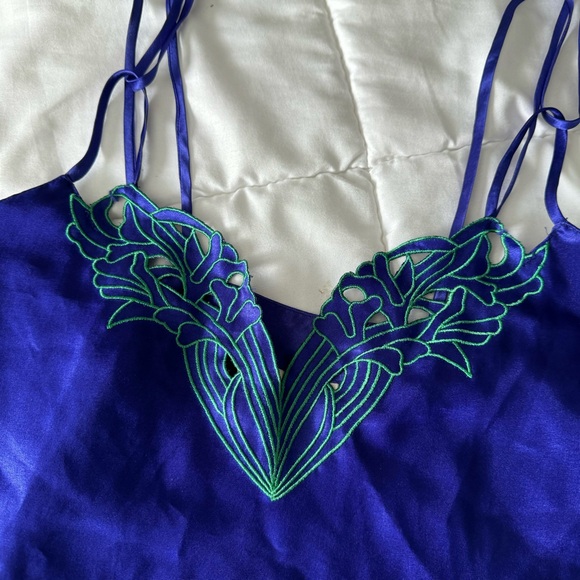 Vintage Victoria’s Secret Gold Label Camisole Tanks - Picture 3 of 6